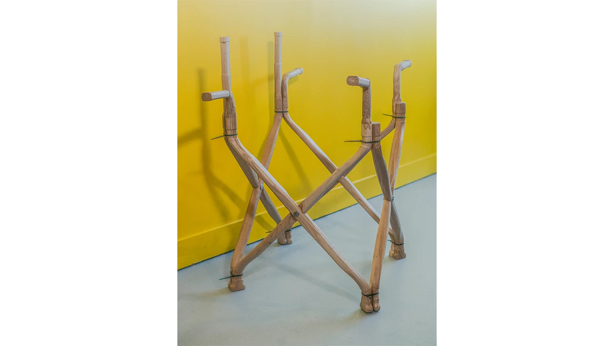 cr&eacute;dit : Adrien Selbert - hall haus - Curry Mango Chair, 2021 (wip)  Mat&eacute;riau : Ch&ecirc;ne  Dimensions : 770 x 750 x 500 mm