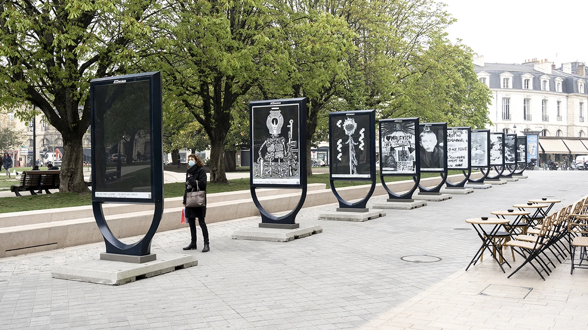 Tout art contre la guerre - Place Gambetta, Bordeaux - cr&eacute;dit photo : iso.ebabx